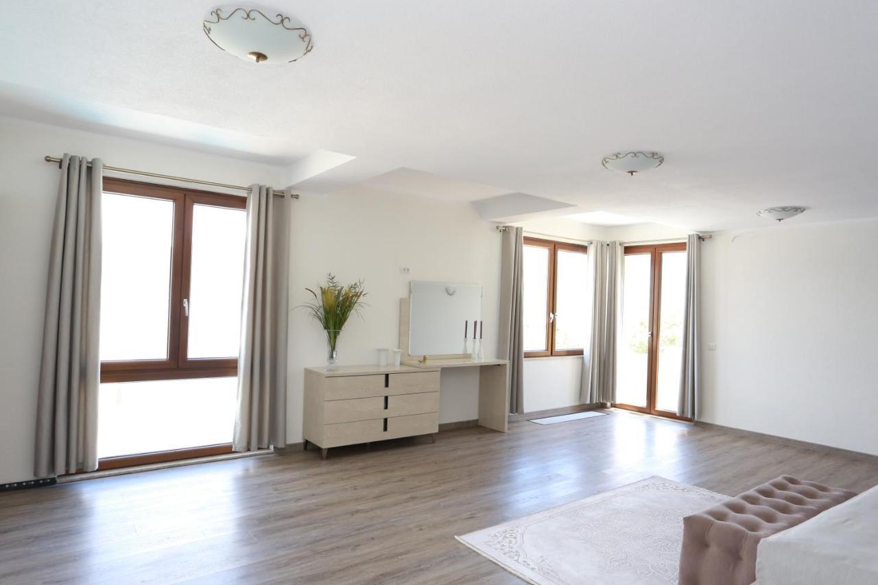 Villa Semiramis Тиват Екстер'єр фото