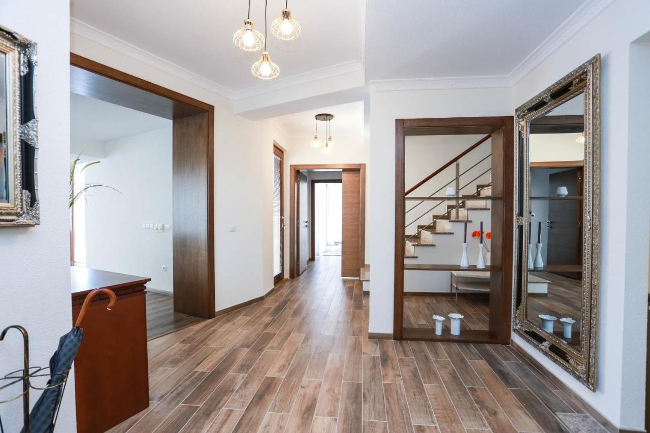 Villa Semiramis Тиват Екстер'єр фото