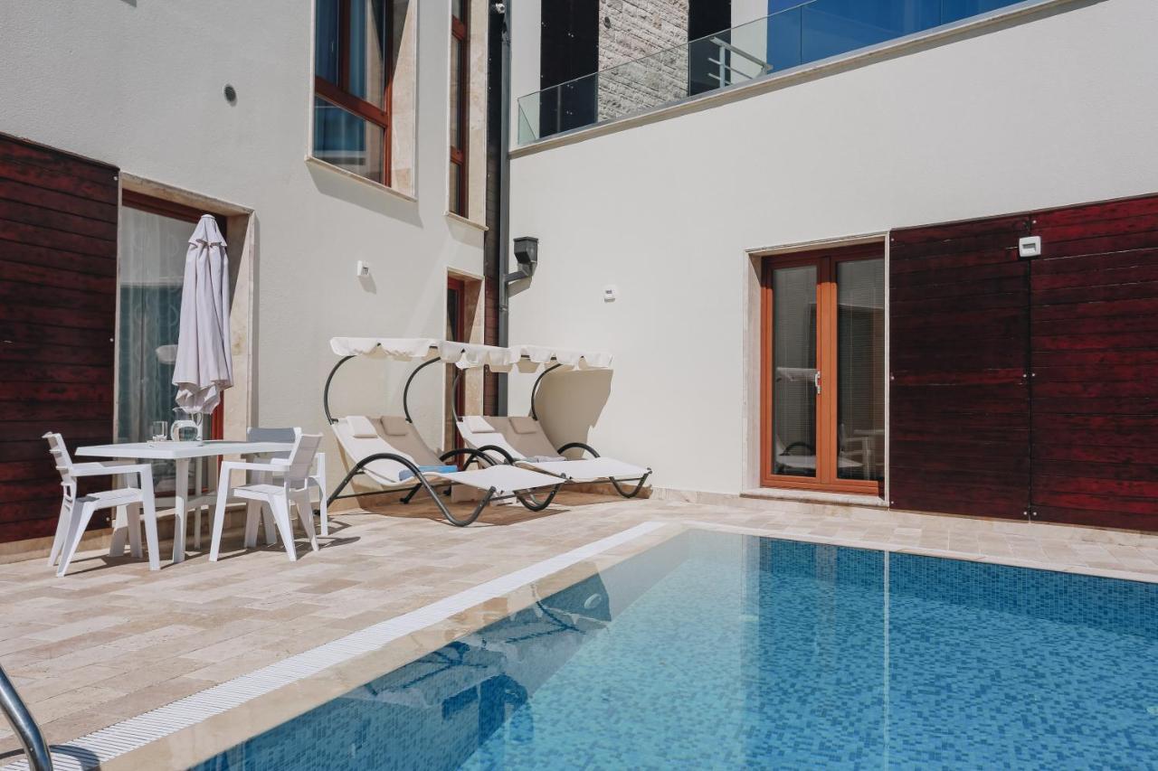 Villa Semiramis Тиват Екстер'єр фото
