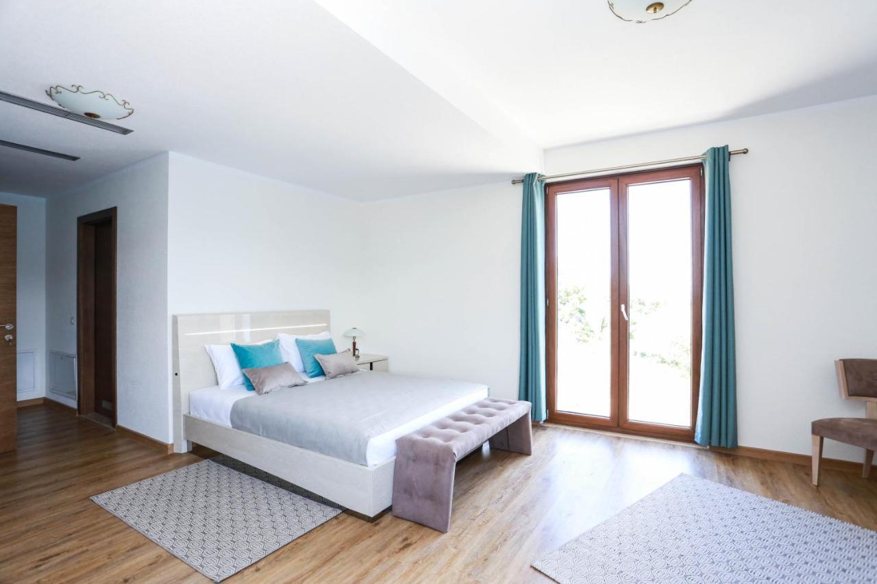 Villa Semiramis Тиват Екстер'єр фото